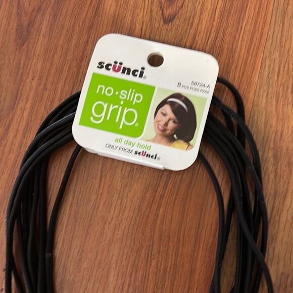 Prada black suede /grosgrain ribbon hair accessory - Picture 2 of 4